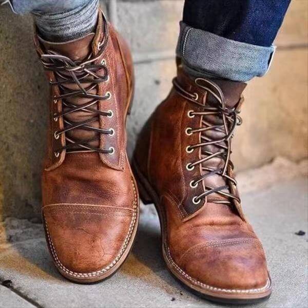 Men's classic lace-up ankle boots with cap toe. Stylish & durable casual/dress footwear for fall/winter.