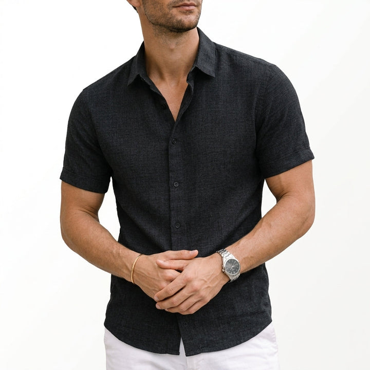 Casual men's short sleeve button shirt, a comfortable classic style for spring fashion and everyday versatility.
