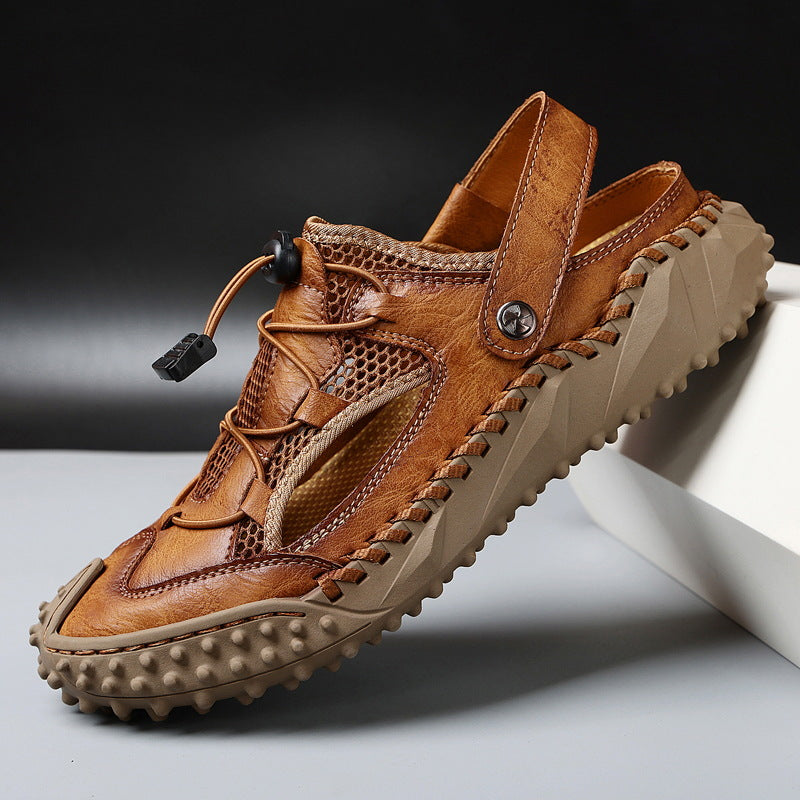 Protective men's closed-toe sandals with slingback design, offering secure fit & excellent traction.