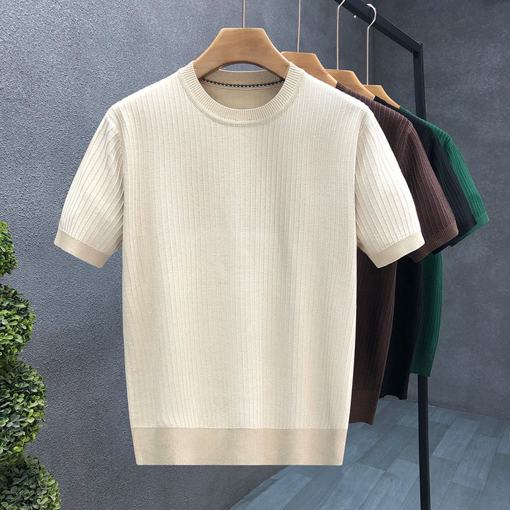 Stylish men's comfortable crewneck long sleeve shirt. Ribbed texture adds modern flair for everyday fashion.