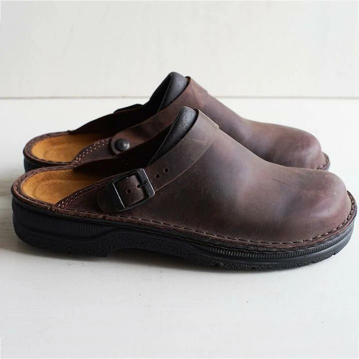 Men's ergonomic orthopedic comfort clogs for all-day foot support. Ideal casual slip-on footwear.