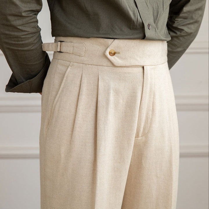 Men's Italian style high-waisted pleated trousers for a tailored, elegant look.