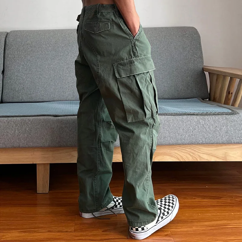 Khaki men's loose fit washed cargo chino pants, perfect for comfortable casual fashion.