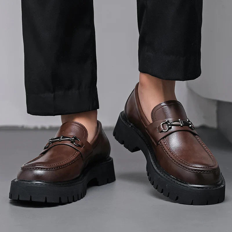 Comfortable men's polished loafers, elegant and professional slip-on dress shoes for long wear.