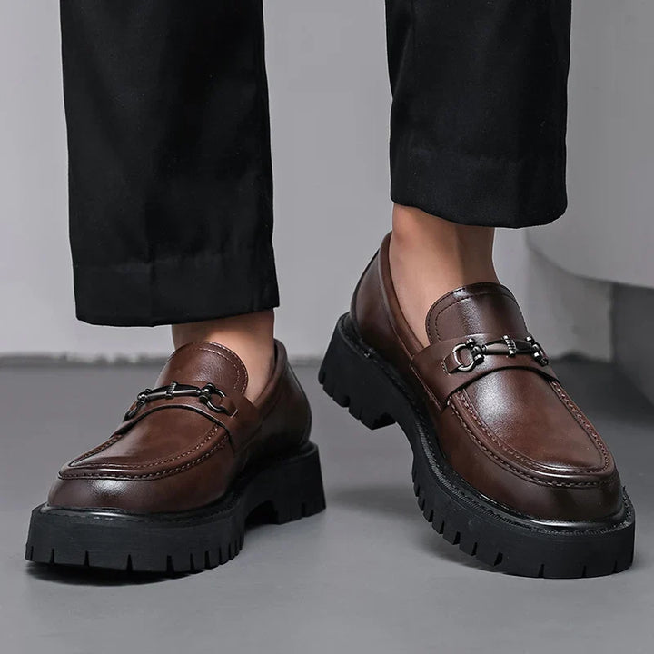 Comfortable men's polished loafers, elegant and professional slip-on dress shoes for long wear.