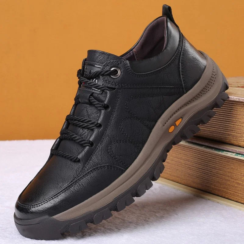 Smart casual men's durable lace-up shoes. Rugged design provides comfort & support for daily wear. Anti-slip.