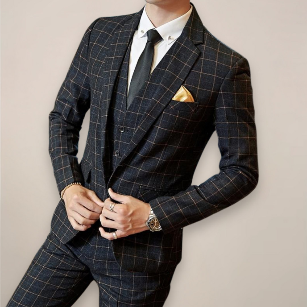 Elegant men's slim fit plaid formal suit. Ideal tailored wear for special occasions, business & weddings.