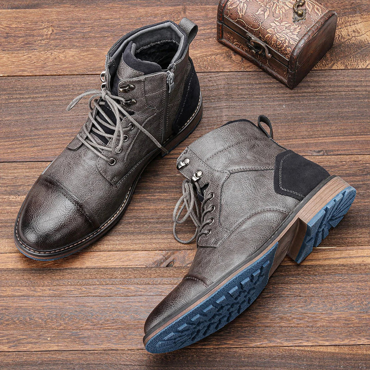 Gray men's casual lace-up ankle boots with cap toe, ideal for everyday fashion.