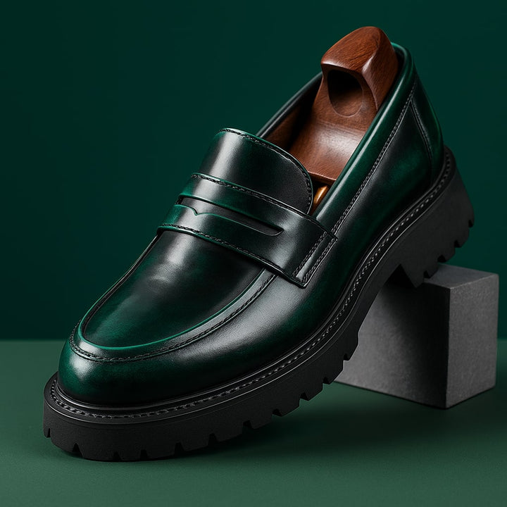 Durable men's penny loafers. Comfortable slip-on dress shoes, ideal for casual footwear & classic men's fashion.