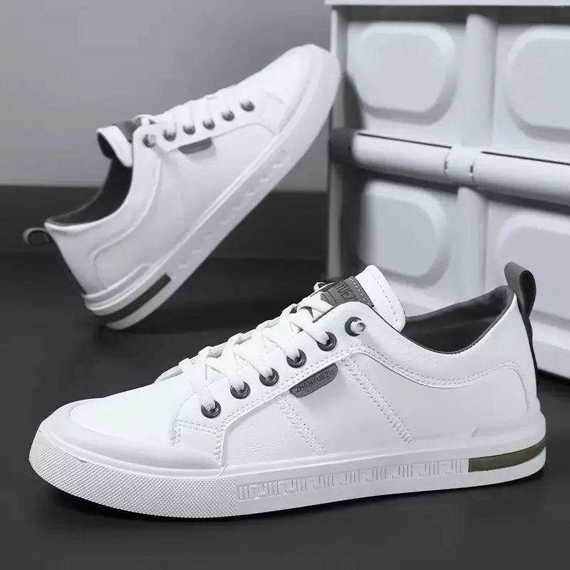 Trendy men's two-tone low-top sneakers, offering stylish casual footwear for modern fashion.