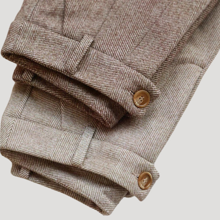 Men's ankle-length tailored pants in a versatile grey, suitable for both formal and casual settings