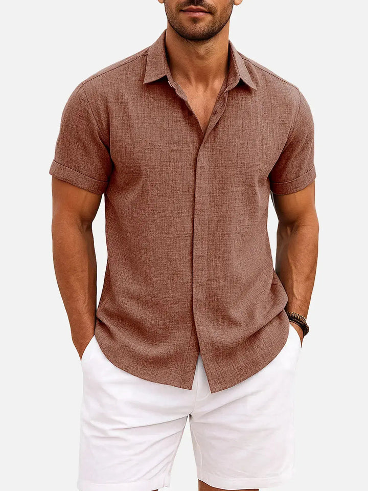 Textured casual men's shirt, short sleeve, button down, for effortless summer style.