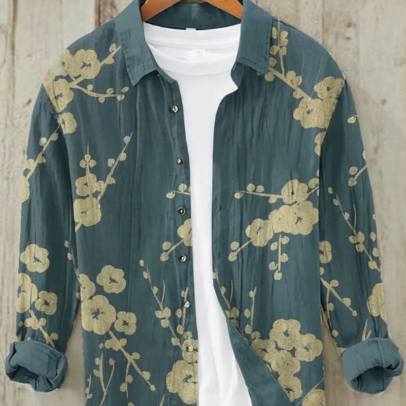 Men's Fashion: Vintage Japanese Art Print Short Sleeve Button-Up for Summer.