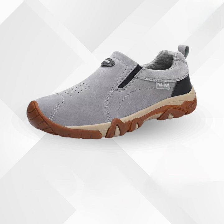 Side view of Noa comfort shoes, showcasing flexible sole and wide toe box for foot health.