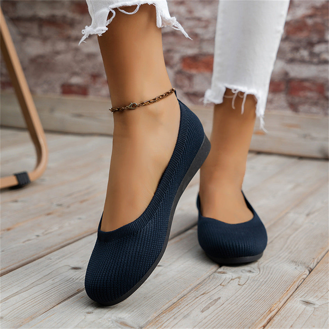 Casual women's flat orthopedic shoes, Camille ballerinas, ensuring all-day comfort and essential foot support.