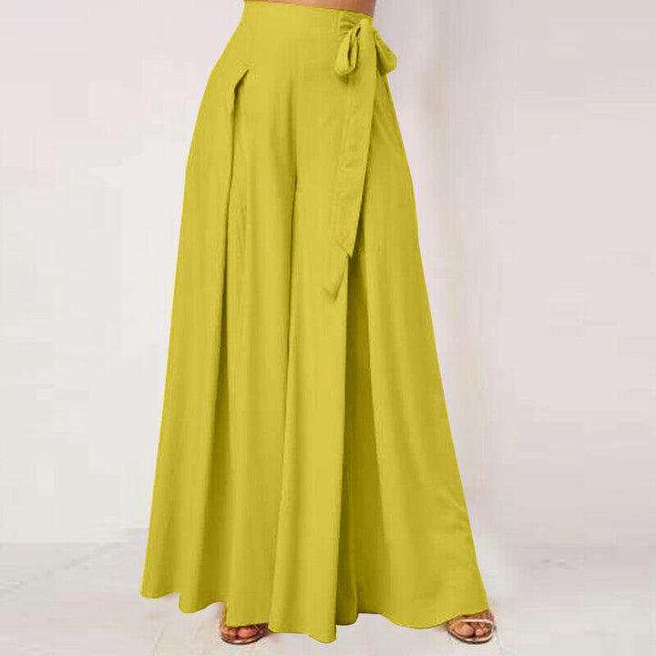 Professional plus-size women's pants with a stylish wide-leg and high-waist fit.