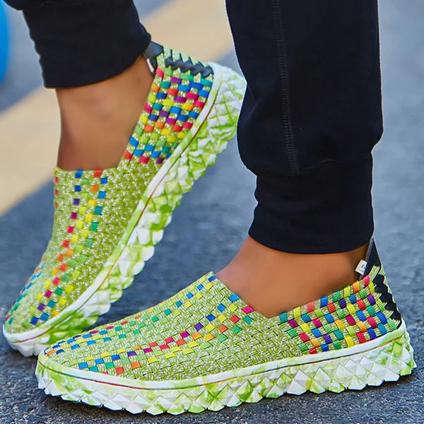 Eco-friendly Eliana women's sneakers, made from recycled materials, featuring memory foam for ultimate comfort.