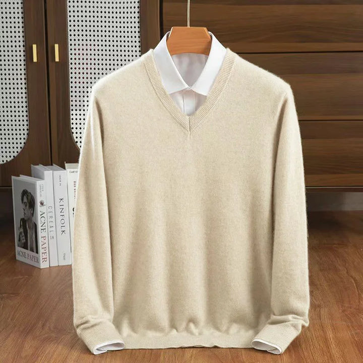 Comfortable women's soft V-neck sweater, ideal for everyday wear and a cozy feel.