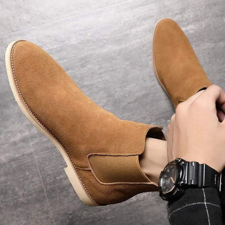 Comfortable men's slip-on Chelsea boots, ideal stylish footwear for all-day wear and versatile occasions.