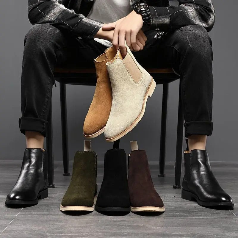 Men's fashionable Chelsea boots, perfect for a stylish look. Comfortable slip-on design suits all occasions.