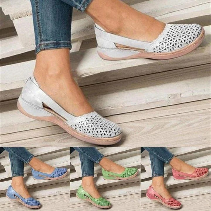 Casual women's flats with arch support, providing bunion relief, perfect for all-day comfort.