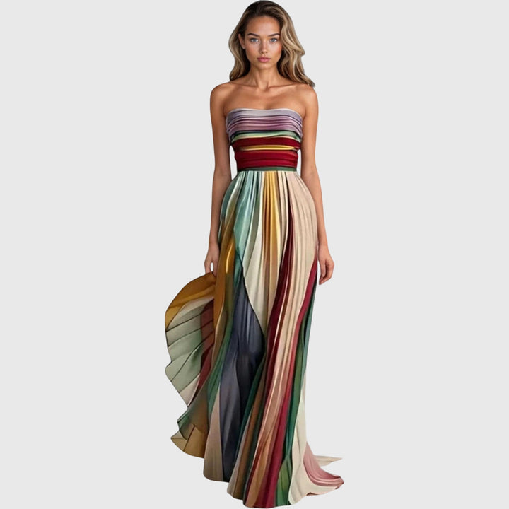 Stylish women's maxi dress, long and flowy for effortless comfort. Perfect for elegant summer or casual everyday wear.