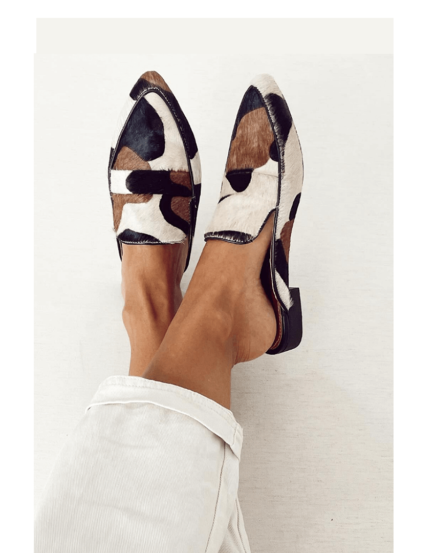 Stylish women's orthopedic loafers with arch support & comfort for daily wear, featuring an animal print design.