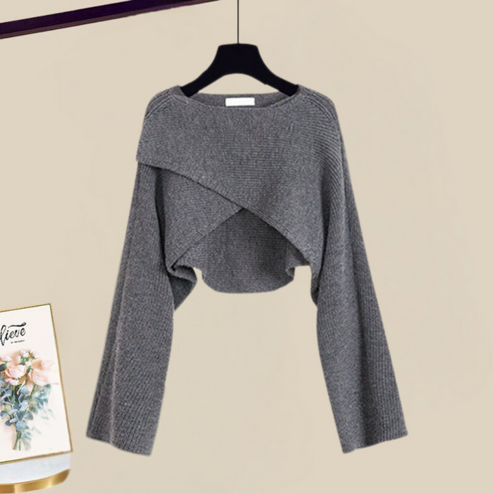 Comfortable women's versatile layered dress set, an everyday fashion essential with adjustable fit. Elegant.