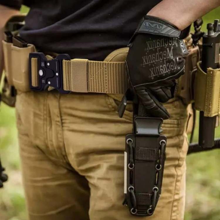 Rugged nylon tactical belt for men & women, built to last in outdoor and adventure conditions.