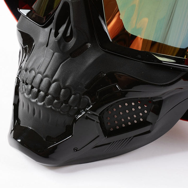 Close-up of unisex riding goggles with anti-fog lens, offering superior eye protection for bikers & off-road adventure.