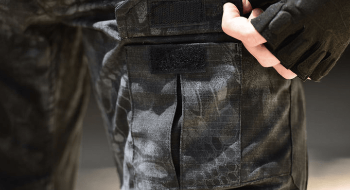 High-performance tactical combat set, offering superior comfort and essential functionality for outdoor use.