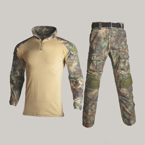 Durable unisex combat uniform for all outdoor enthusiasts, featuring breathable fabric.