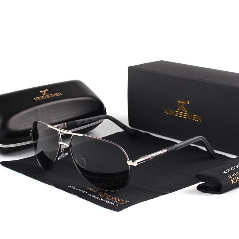 Front view of men's vintage polarized sunglasses, classic design with full UV400 protection for him.