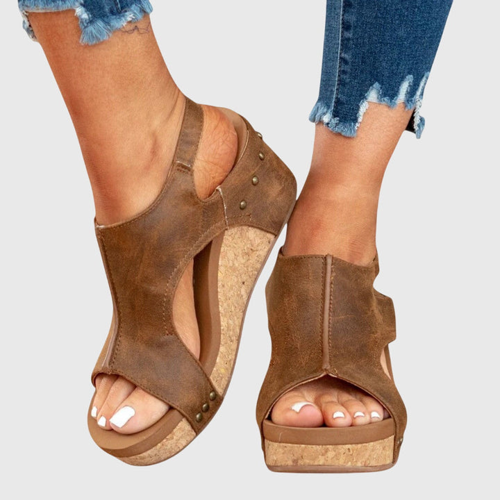 Women wearing Adela orthopedic sandals, demonstrating stylish comfort for any summer activity.