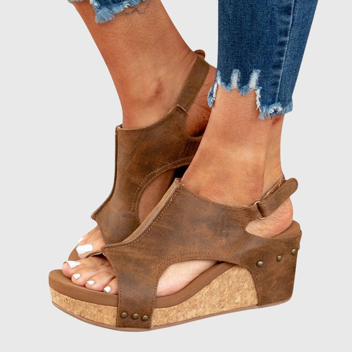 Adela women's stylish orthopedic sandals, built for ultimate comfort with integrated arch support.