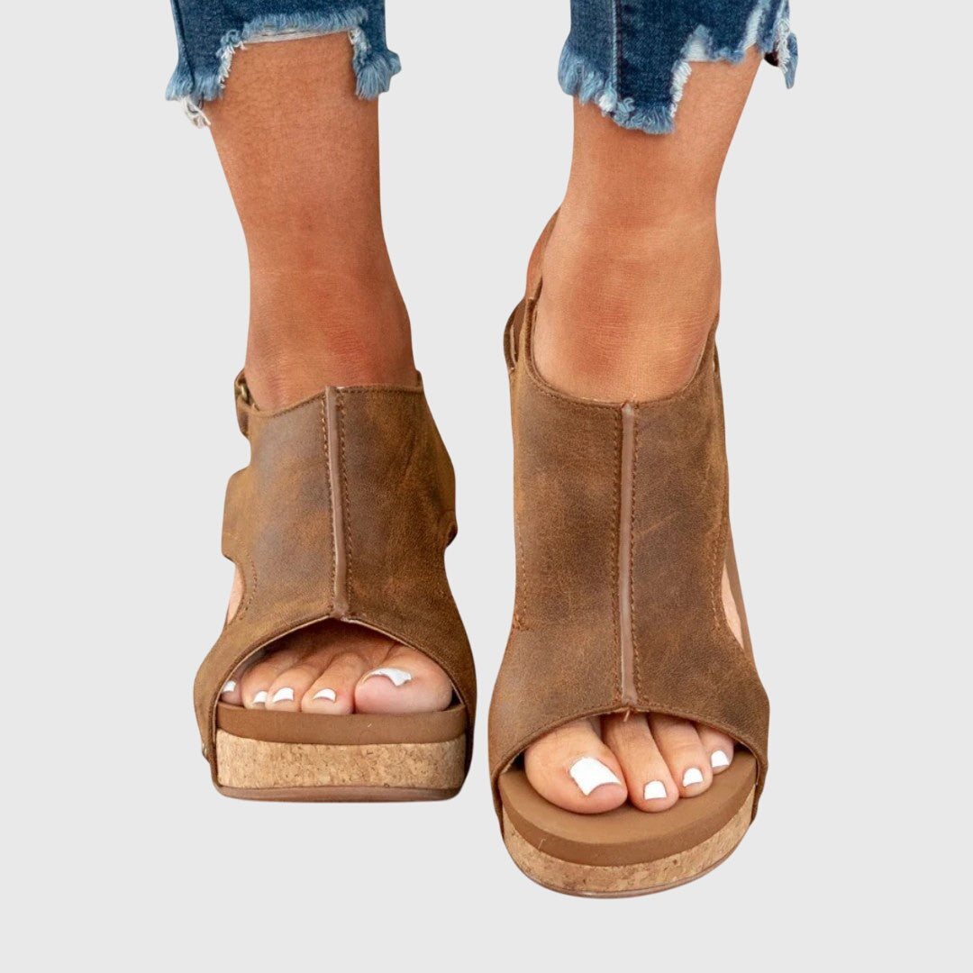 Close-up of Adela women's comfort sandals, highlighting soft materials & arch support technology.