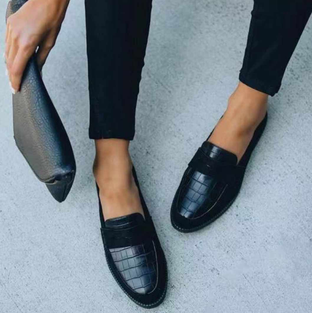 Women's black crocodile texture loafers, stylish slip-on dress shoes for fashion.