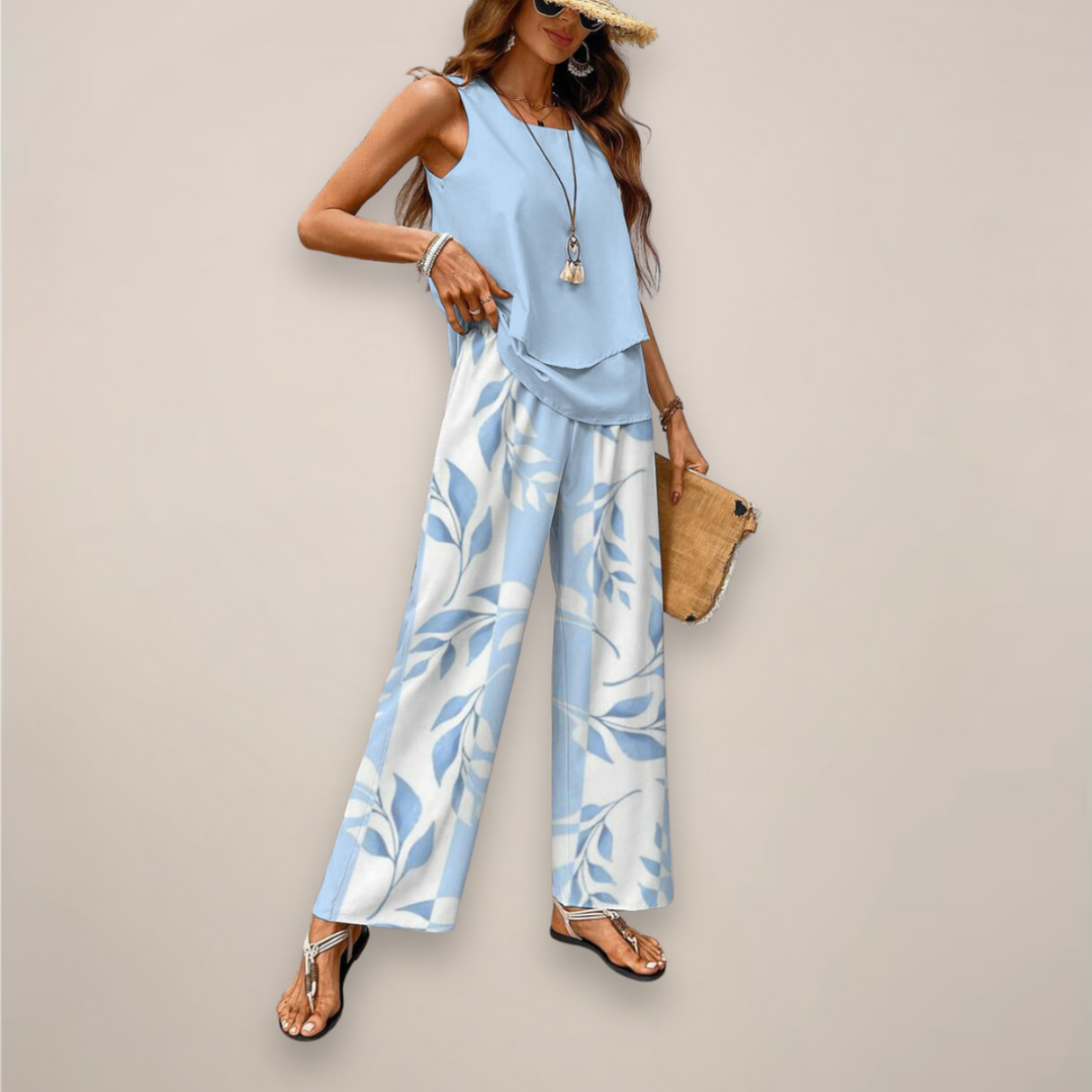 Comfortable women's matching set with printed wide-leg pants & top, ideal for a stylish summer look.