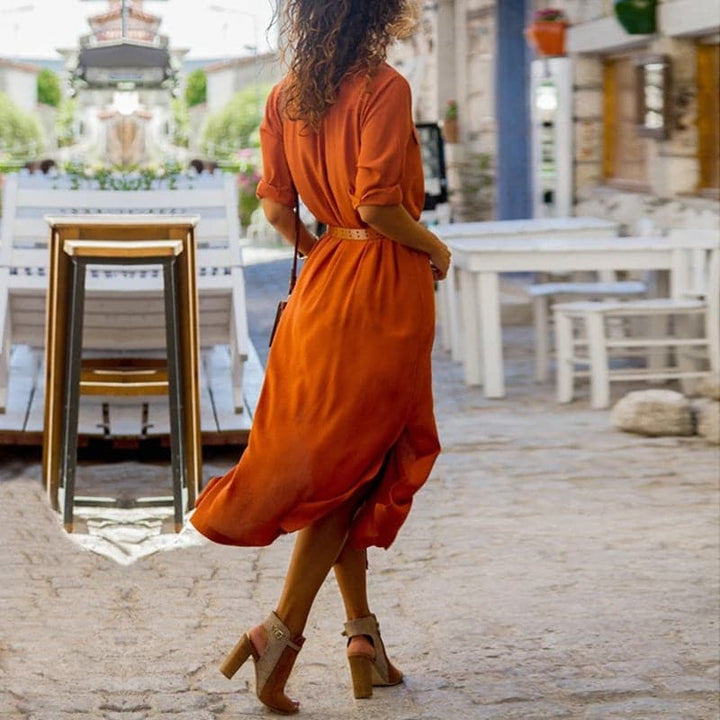 Versatile women's short sleeve midi dress, button-down front & matching belt, ideal for summer.