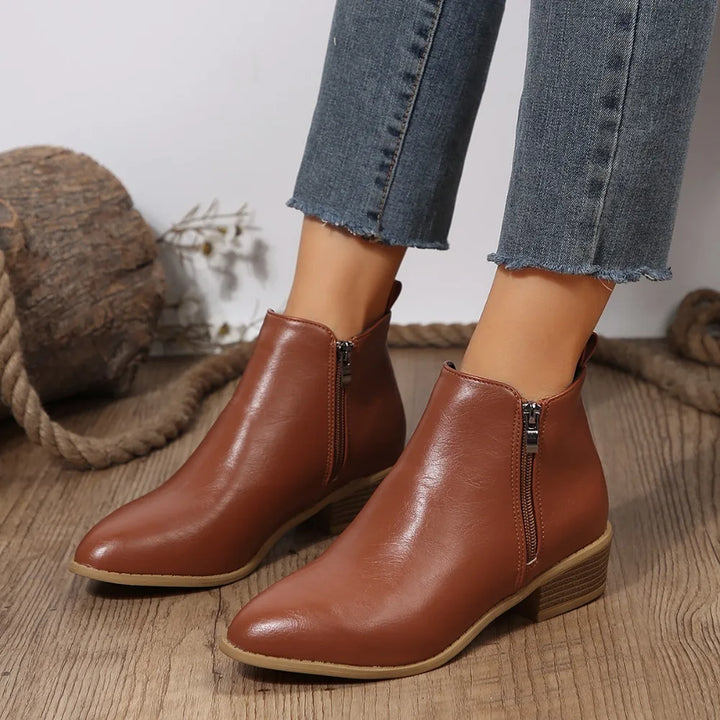 Comfortable women's ankle boots with a stylish side zipper, ideal for casual fashion