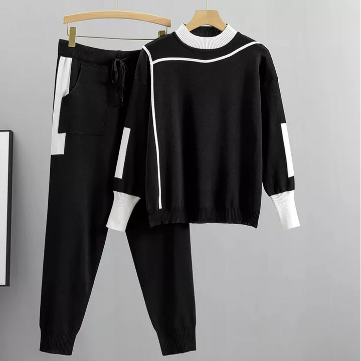 Stylish women's loungewear set; long-sleeve knit sweater and jogger pants for ultimate comfort
