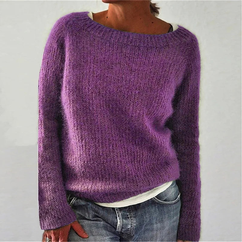 Soft knit relaxed pullover sweater for women, a stylish and comfortable fall and winter top