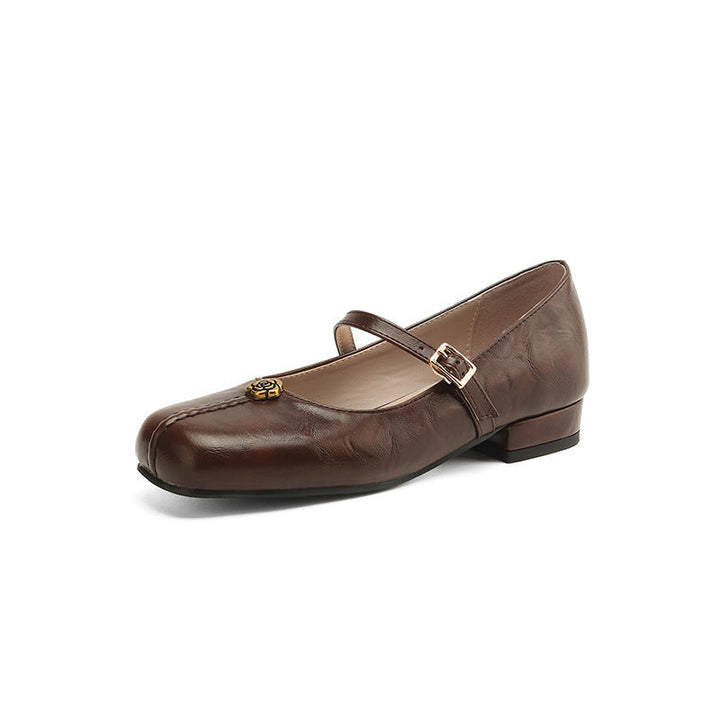 Women's classic brown ballet flats with strap, comfortable everyday spring shoes