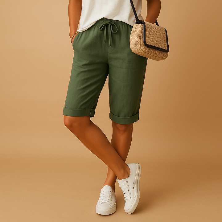 Versatile women's casual capri pants, elastic waist and rolled hem. Perfect for comfortable spring & summer style.