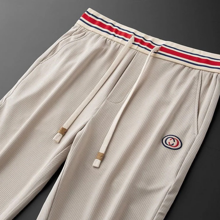 Versatile women's ribbed joggers, offering everyday comfort & style. Perfect for activewear or casual outings.