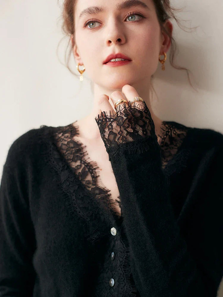 Cashmere cardigan for women, the Cortona Lace model with beautiful soft knit.