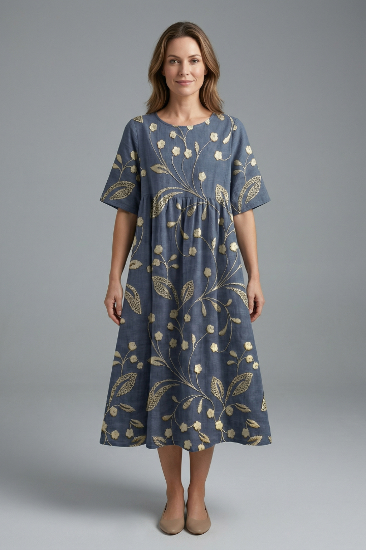Chic women's floral midi dress, ideal for spring fashion & summer casual wear. Elegant short sleeve design.