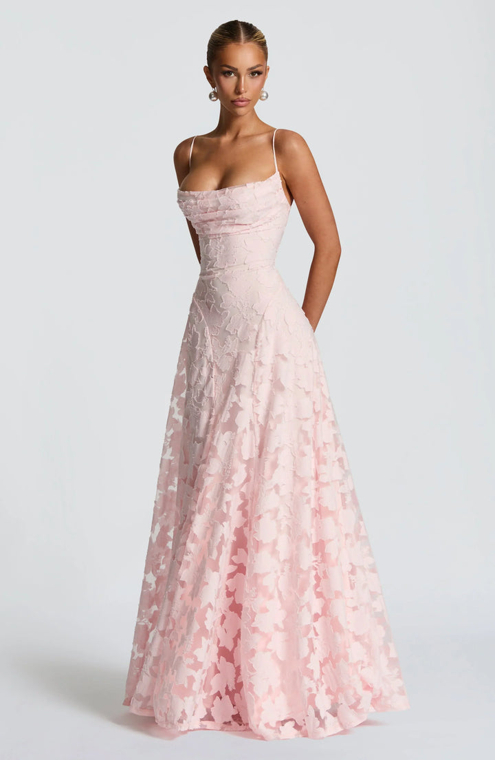 Versatile women's elegant flowy maxi dress, perfect for special occasions & formal wear.