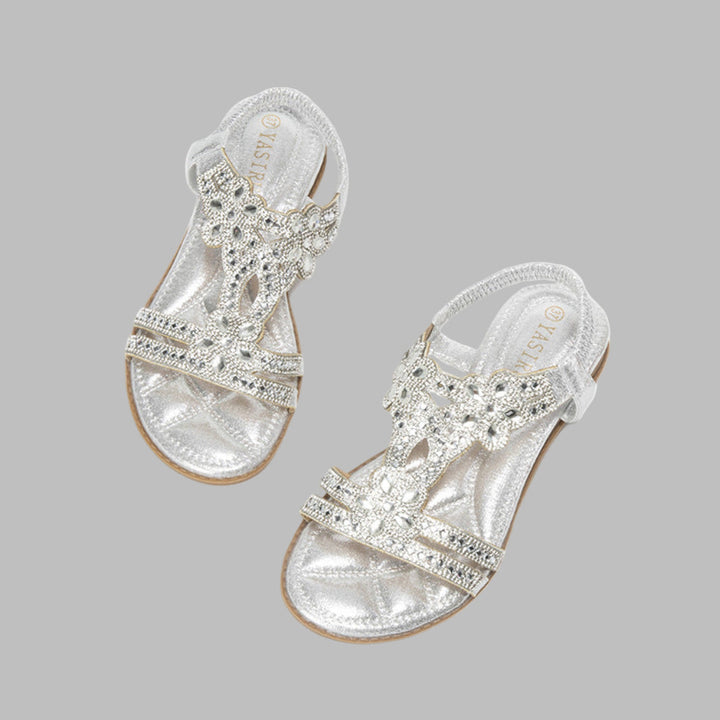 Trendy women's flat floral sandals, a comfortable and fashionable choice for spring and summer.