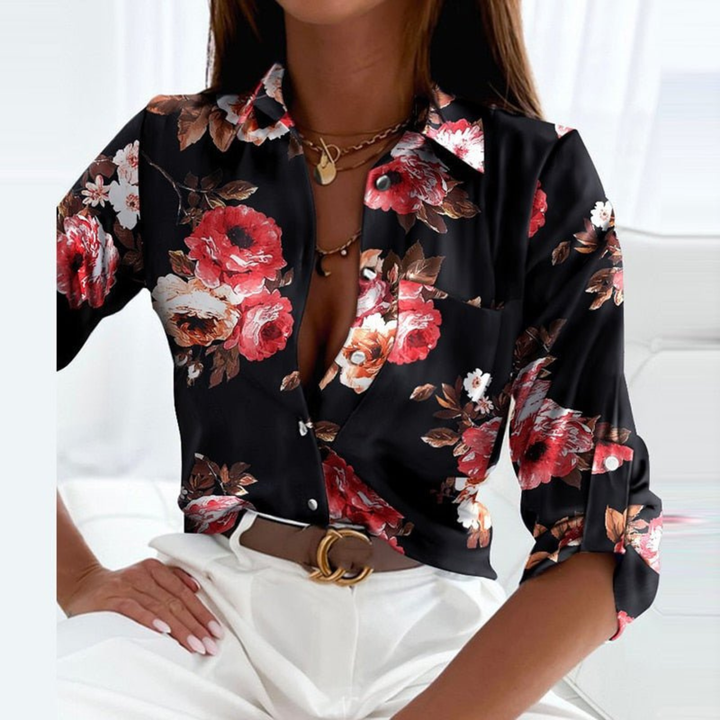 Casual chic women's blouse, long sleeve geometric print, versatile top.